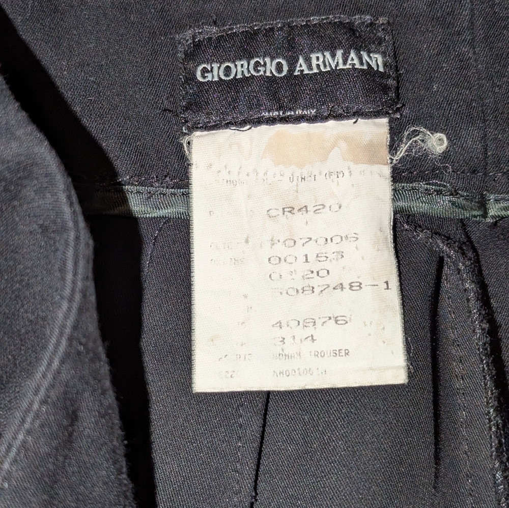 Simply Vera Silvery Top & Giorgio Armani Black Slacks - Picture 5 of 5